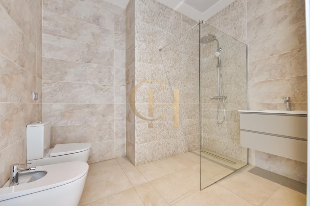 Exclusiva villa con vistas al mar y diseño único - foto 36