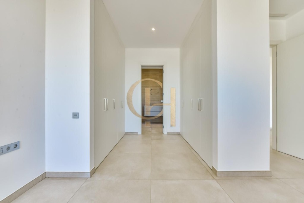 Exclusiva villa con vistas al mar y diseño único - foto 6