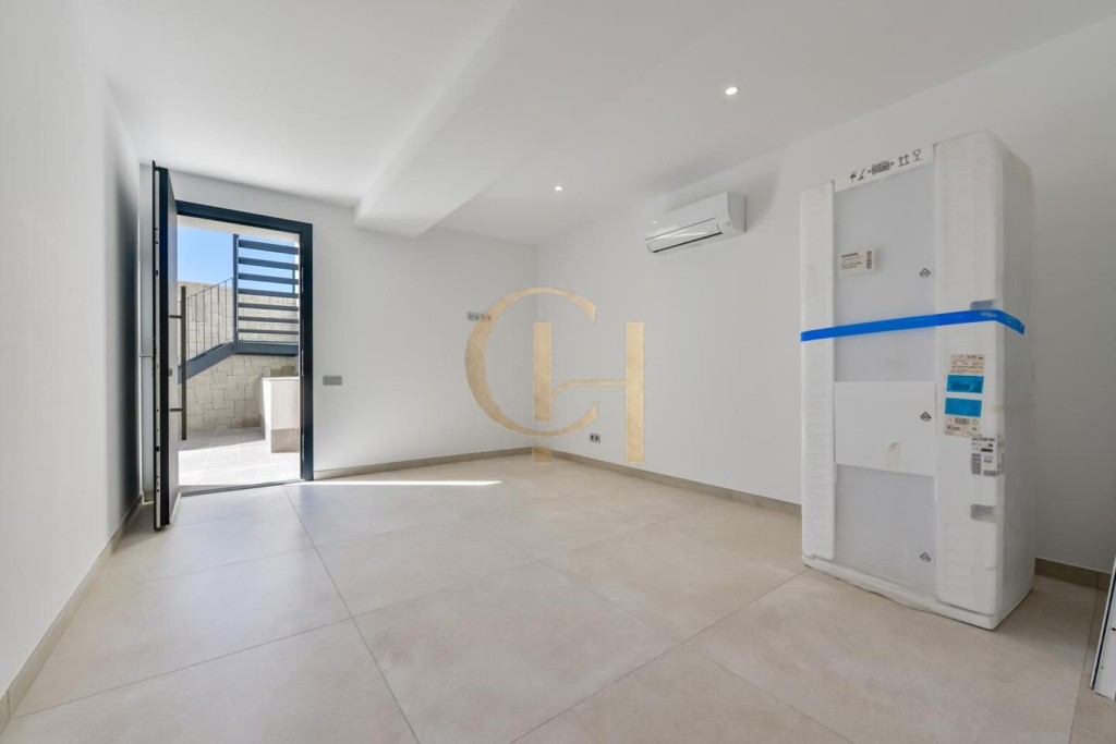 Exclusiva villa con vistas al mar y diseño único - foto 54
