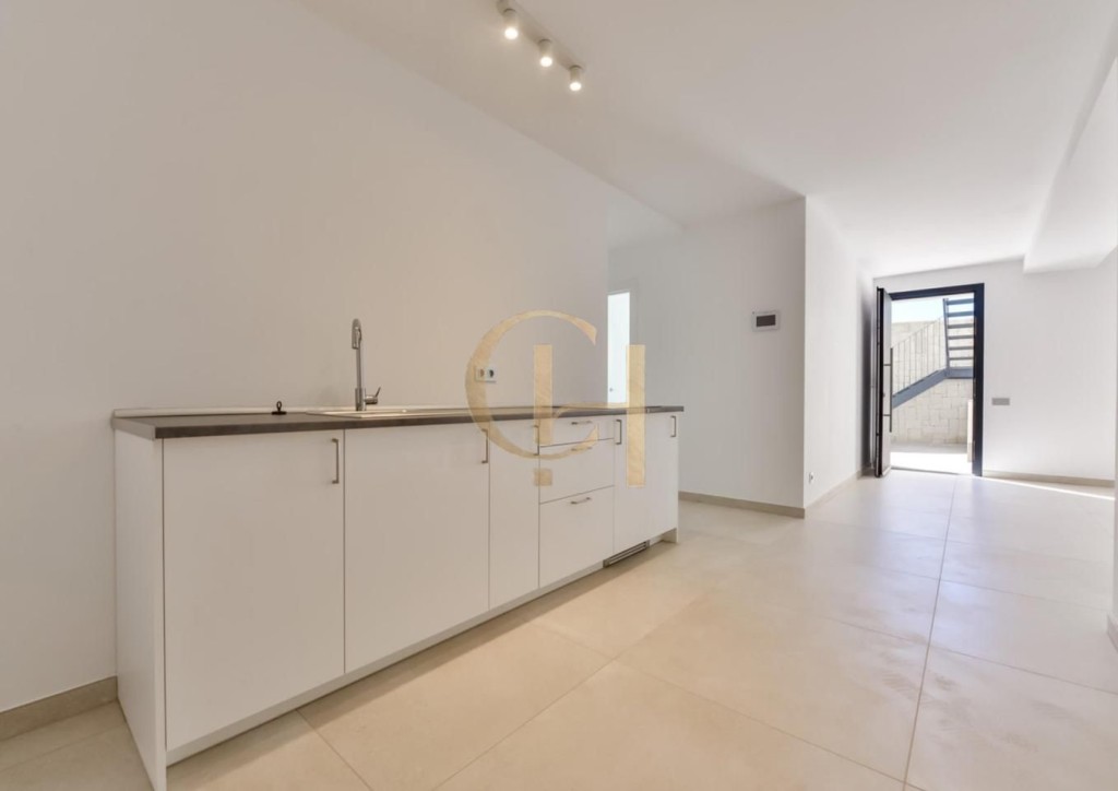 Exclusiva villa con vistas al mar y diseño único - foto 57