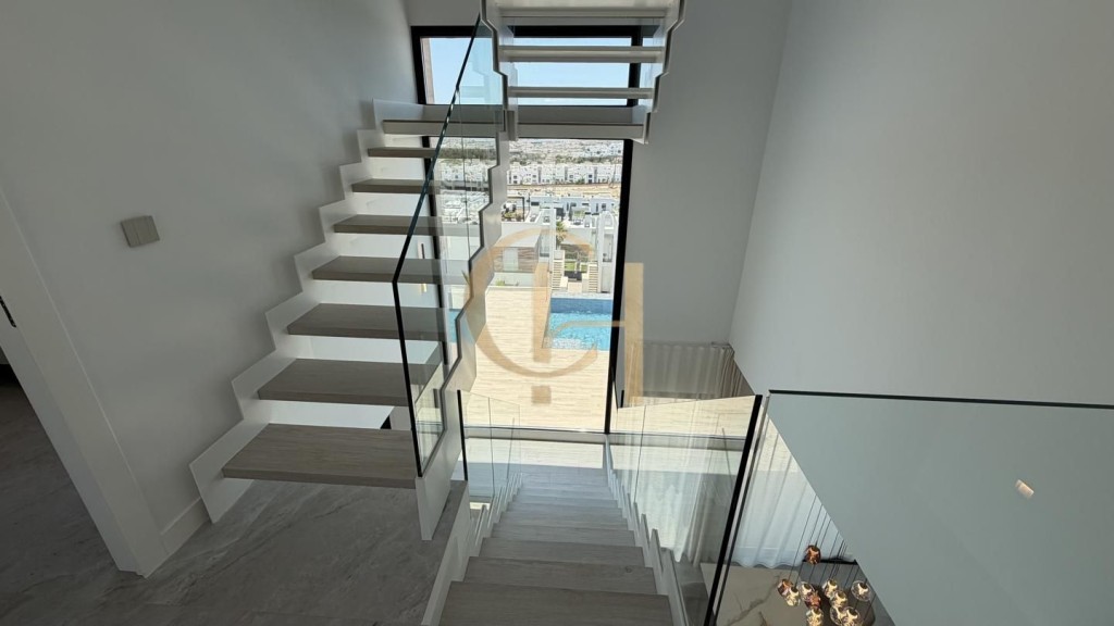 Luxury Villa con piscina infinita y vistas al mar en Finestr - foto 10