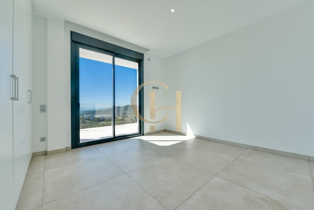 Moderna villa independiente con piscina privada y garaje - foto 20