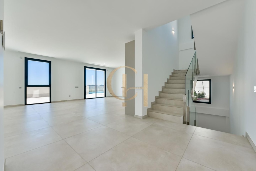 Moderna villa independiente con piscina privada y garaje - foto 30