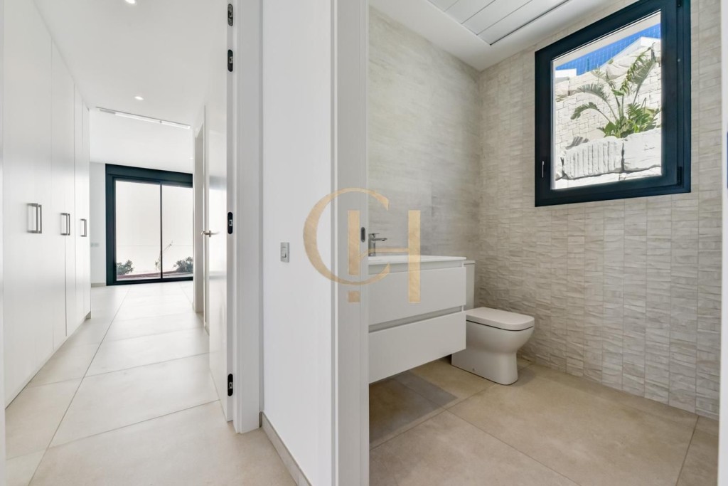 Moderna villa independiente con piscina privada y garaje - foto 40