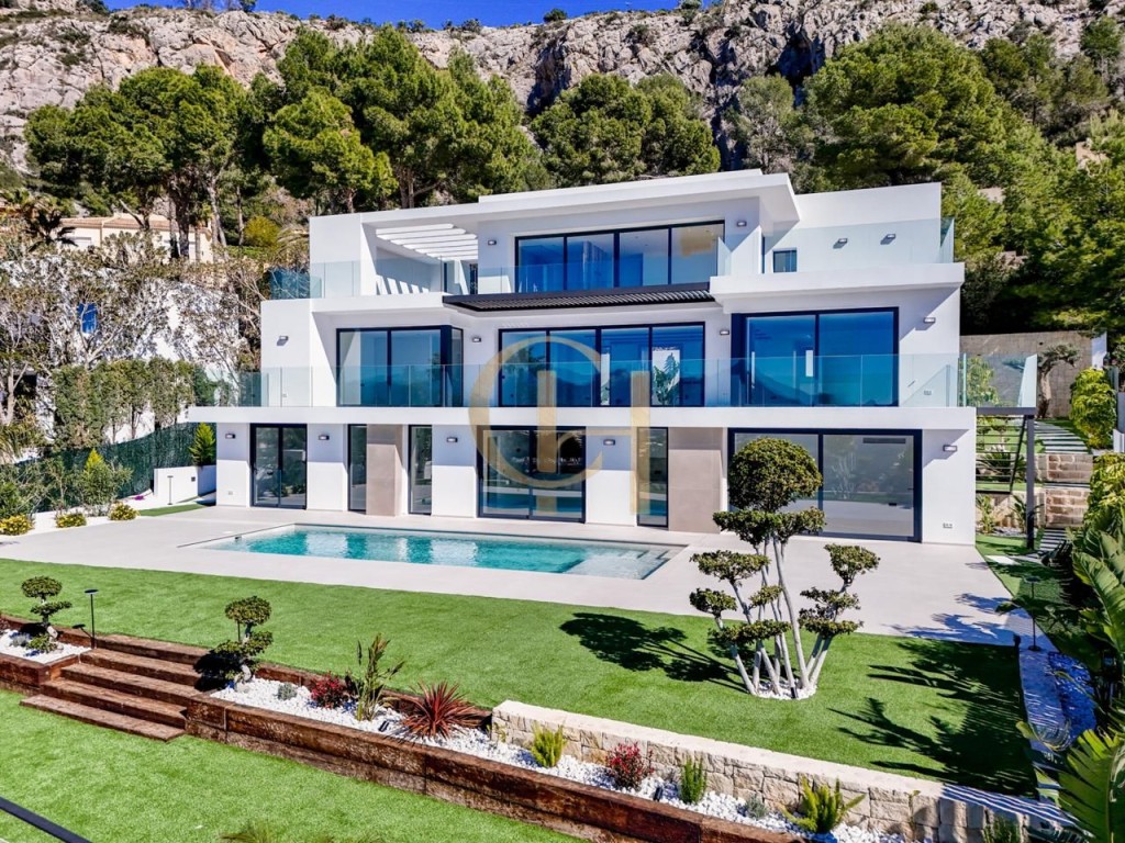 Villa de Autor Suspendida sobre el Mediterráneo en la Zona M - foto 3