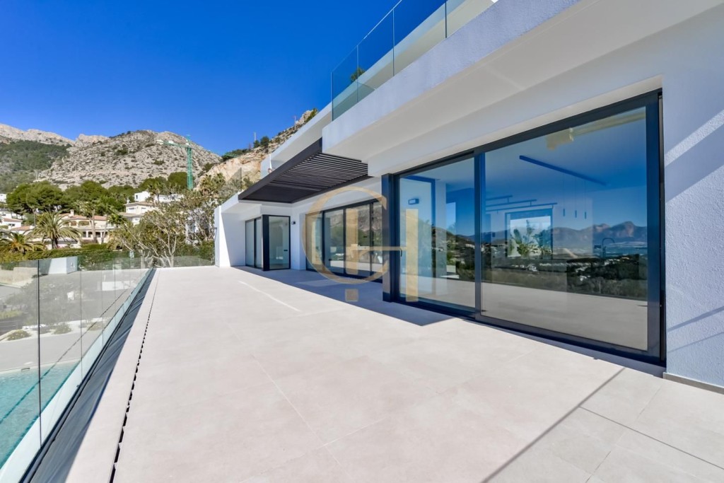 Villa de Autor Suspendida sobre el Mediterráneo en la Zona M - foto 33