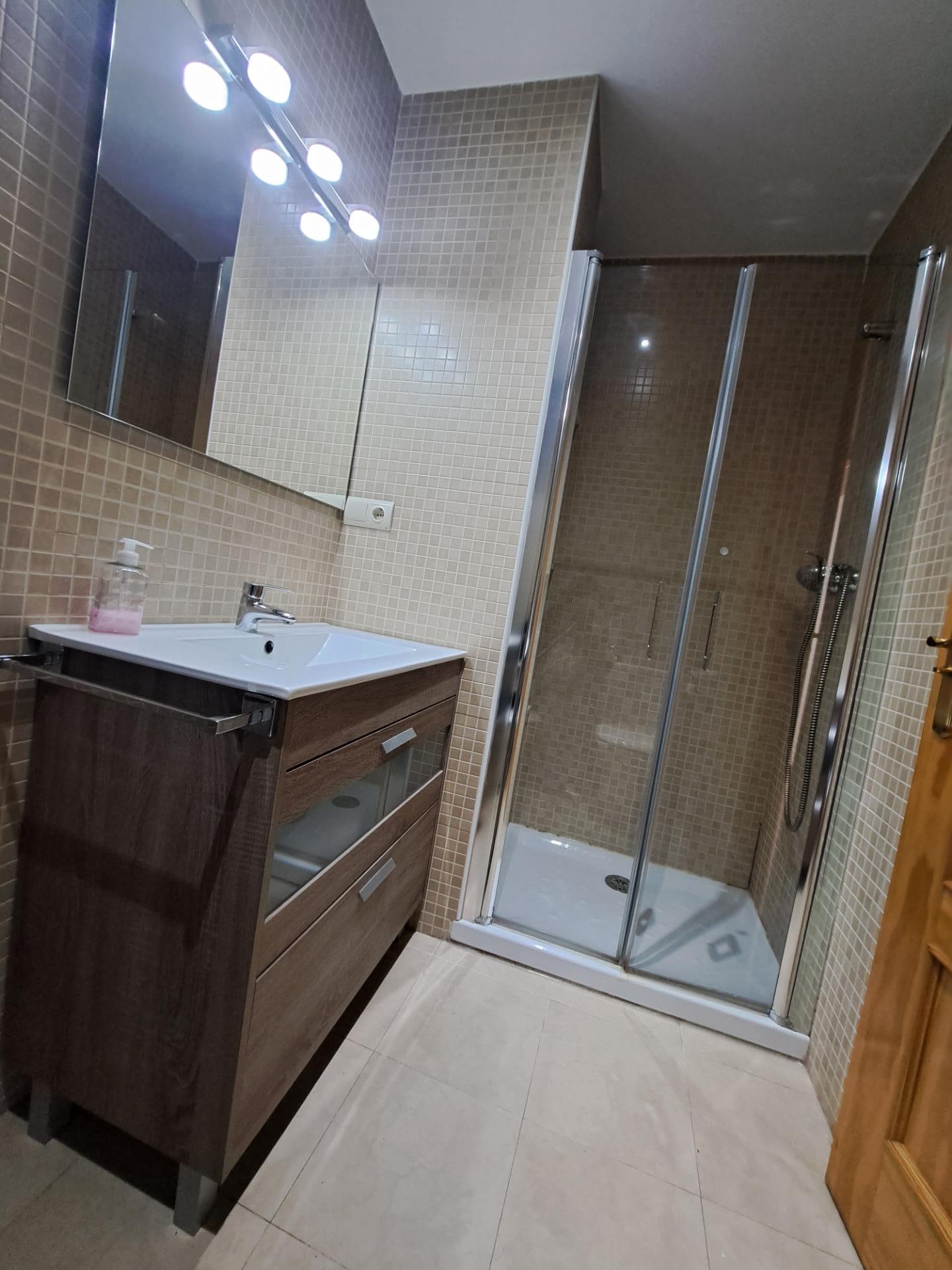 Bonito piso amueblado en la Zubia¡¡¡ - foto 14