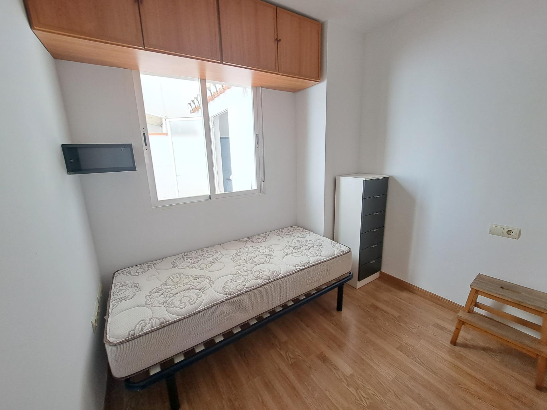 Bonito piso amueblado en la Zubia¡¡¡ - foto 15