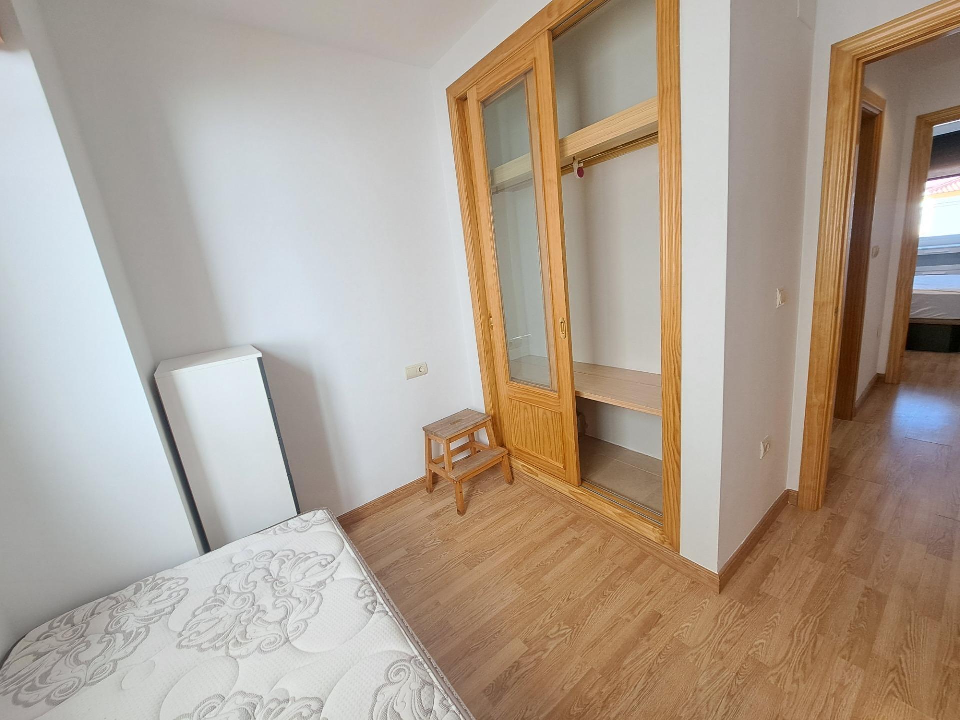 Bonito piso amueblado en la Zubia¡¡¡ - foto 16