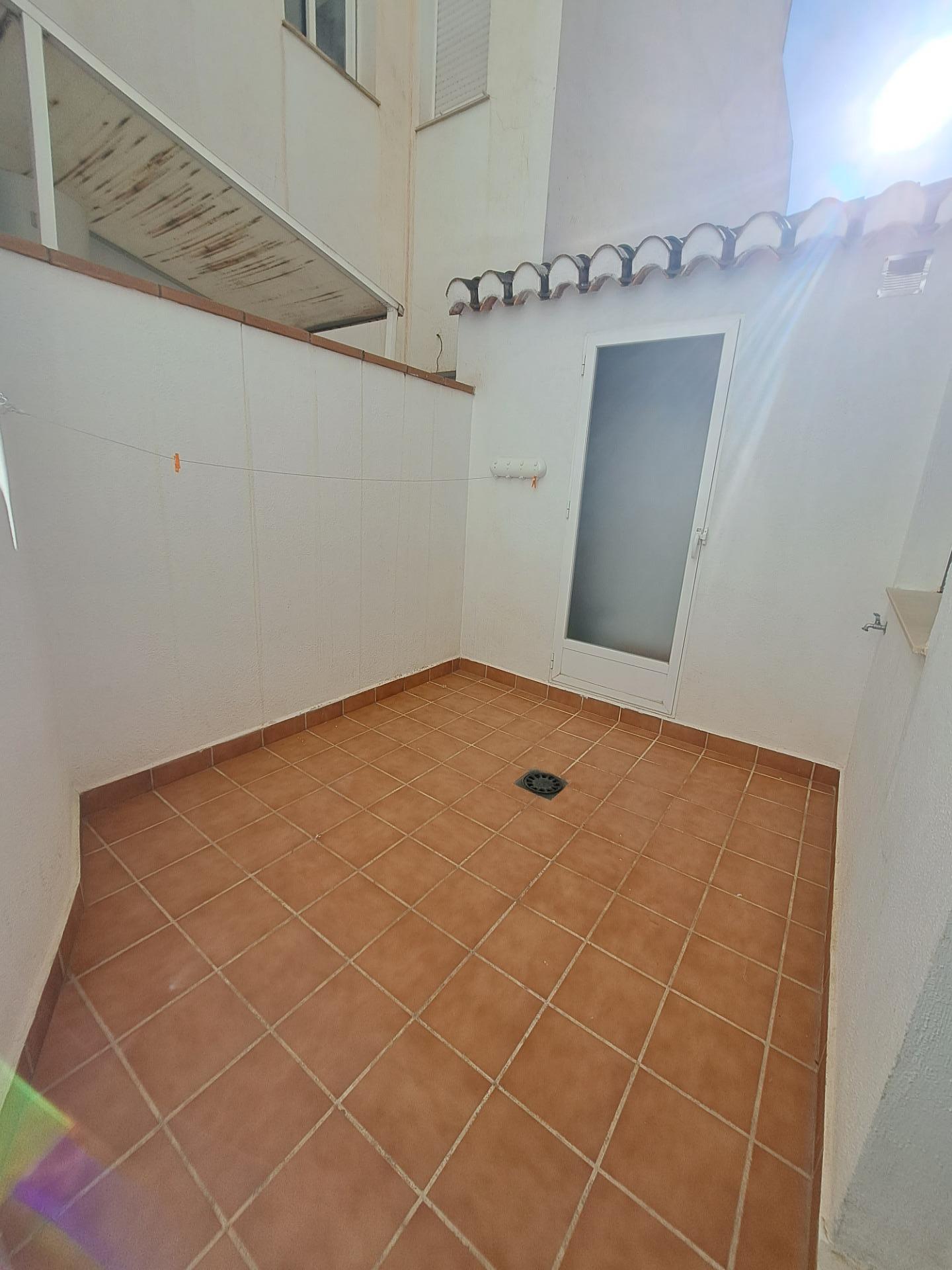 Bonito piso amueblado en la Zubia¡¡¡ - foto 28
