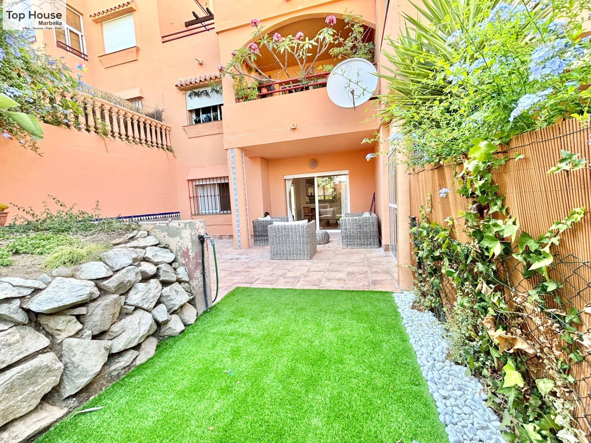 Encantadora vivienda en una urbanización con piscina en la z - foto 3