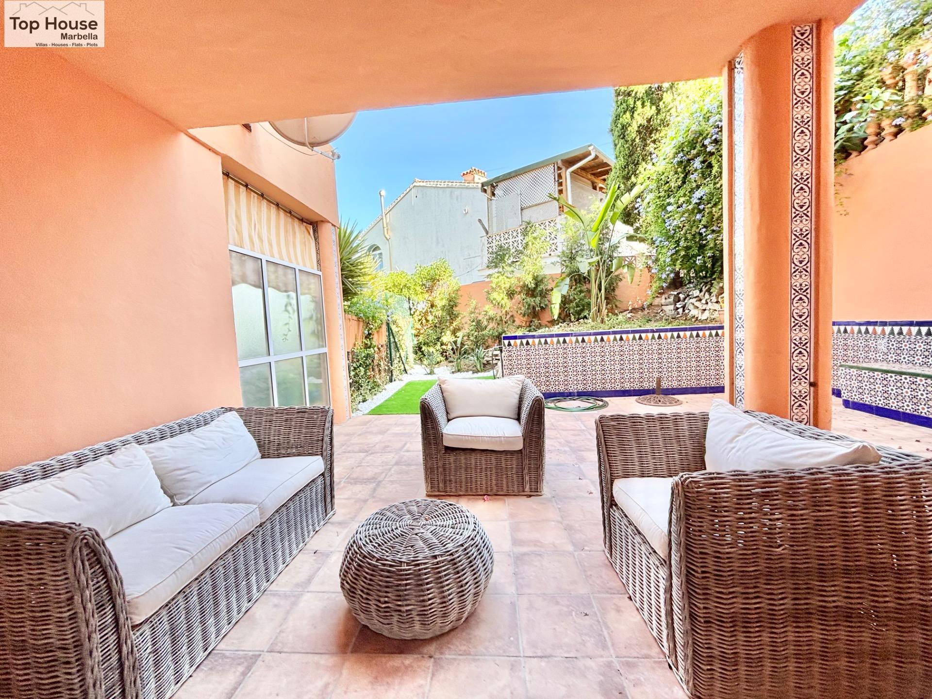 Encantadora vivienda en una urbanización con piscina en la z - foto 5