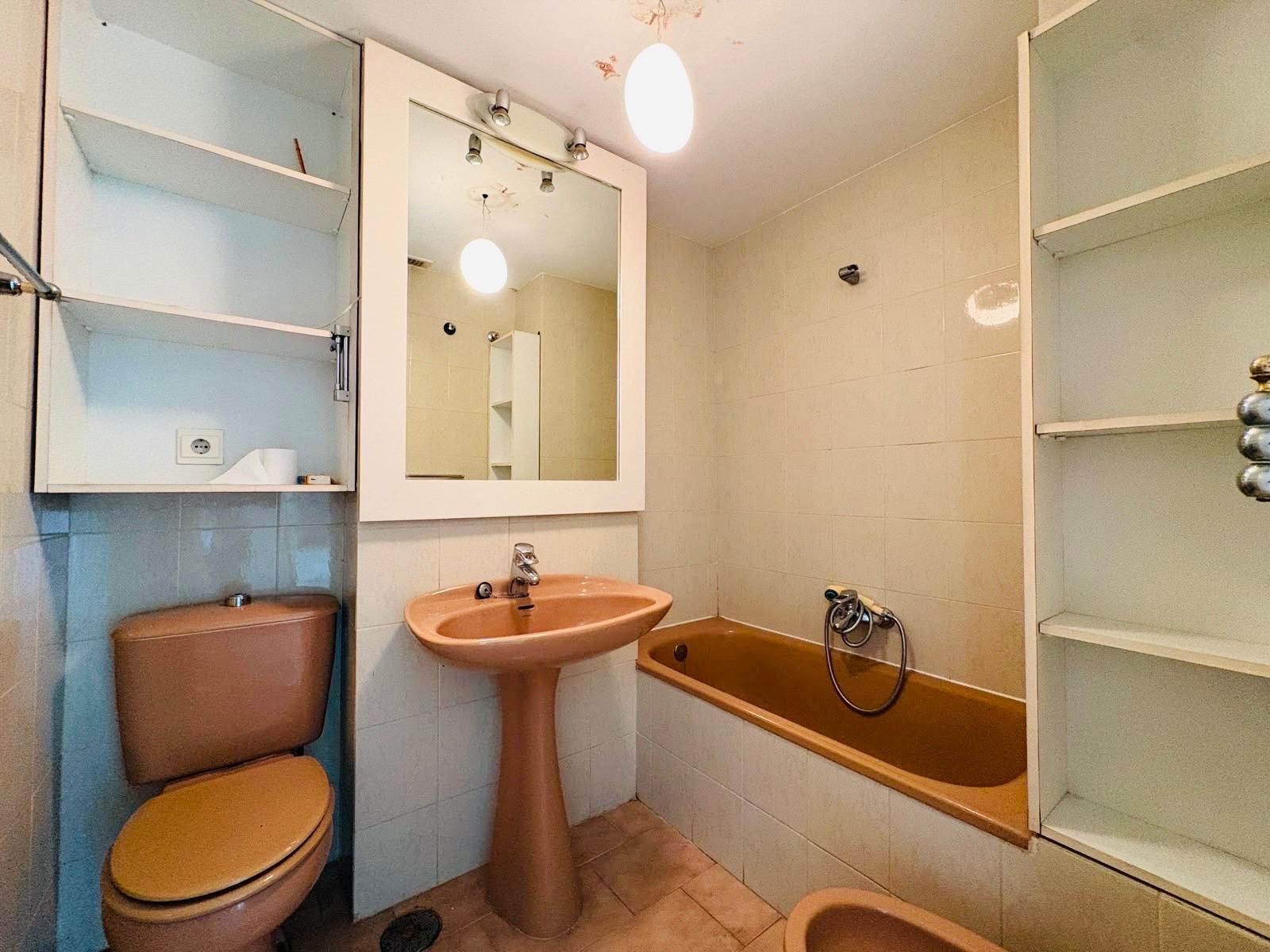 EXCLUSIVO PISO EN EL CENTRO DE MARBELLA A SOLO 700 METROS DE - foto 8