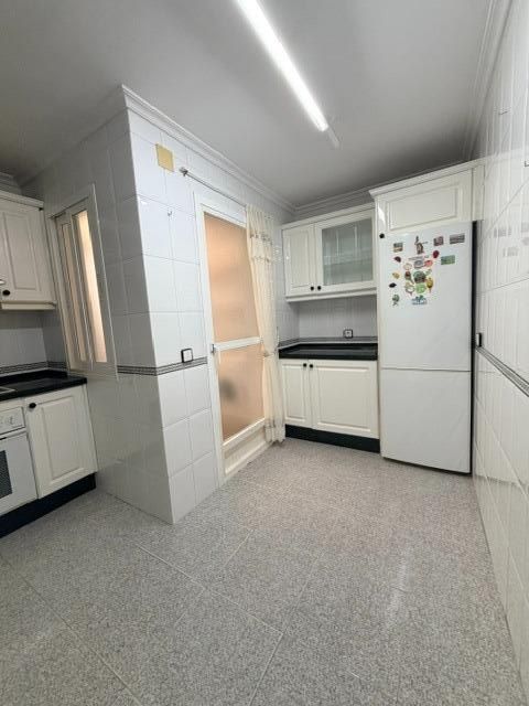 Piso Espacioso y Luminoso en Huerta Rosales - Valdepasillas - foto 13