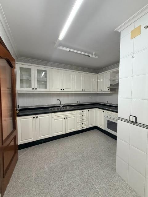 Piso Espacioso y Luminoso en Huerta Rosales - Valdepasillas - foto 14