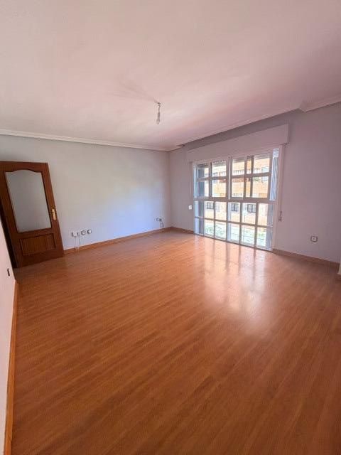 Piso Espacioso y Luminoso en Huerta Rosales - Valdepasillas - foto 26