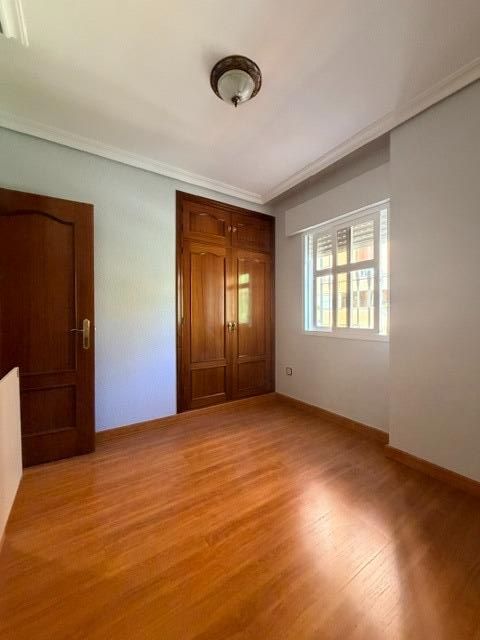Piso Espacioso y Luminoso en Huerta Rosales - Valdepasillas - foto 5