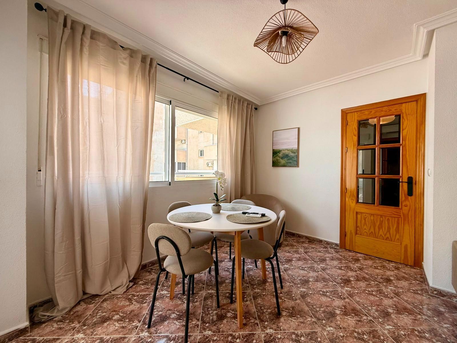 Apartamento 2 habitaciones 69m² en venta - Estacion de autob - foto 3