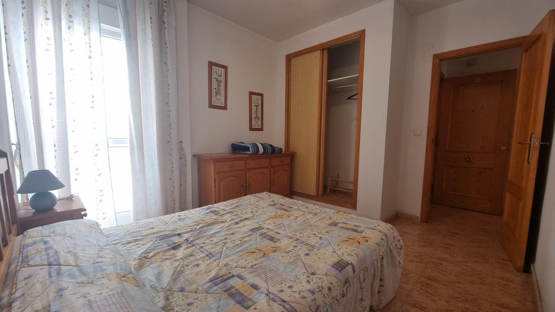 Apartamento 2 habitaciones 64m² en venta - Estacion de autob - foto 4