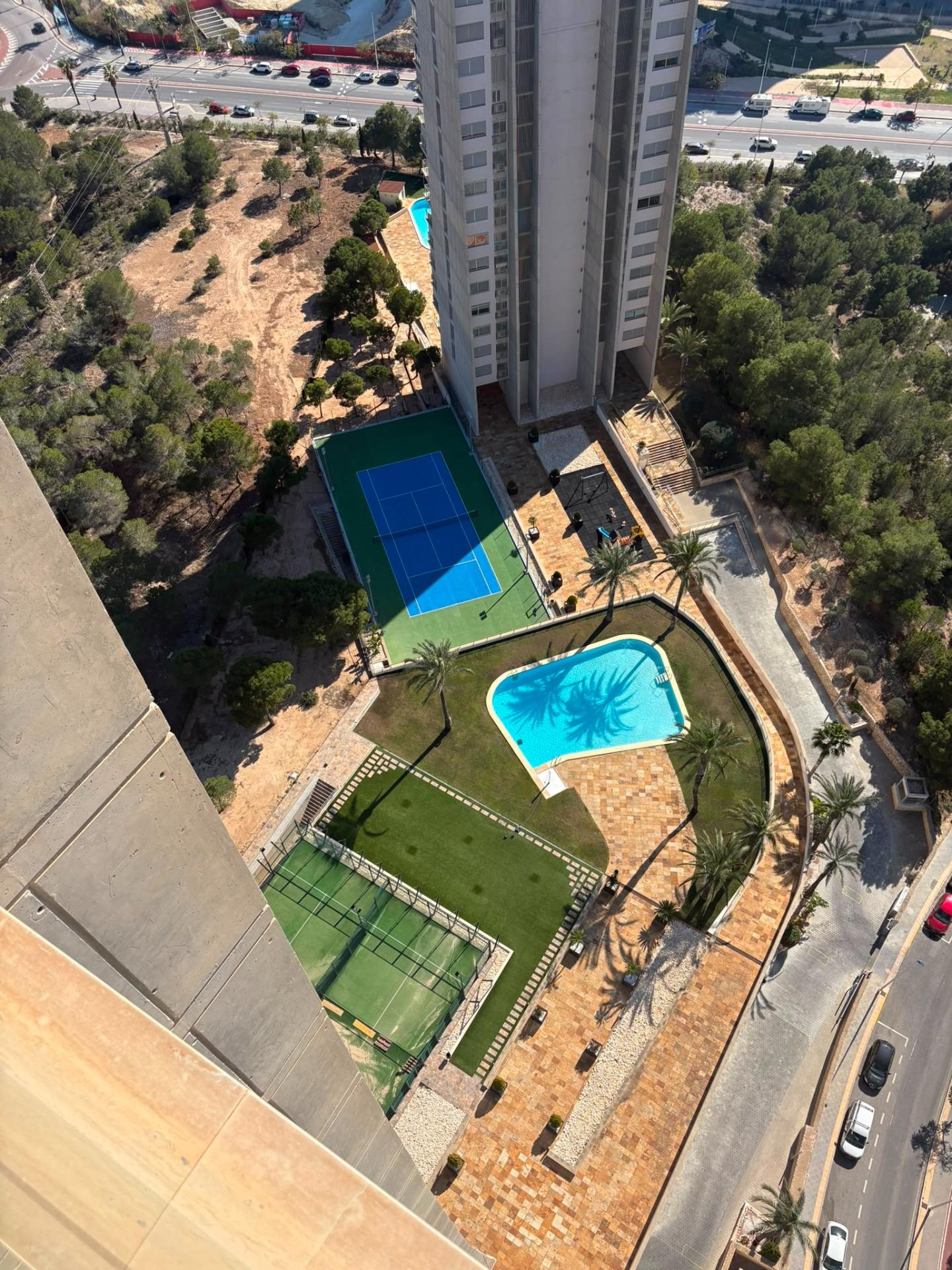 ¡Apartamento de alquiler vacacional en un edificio nuevo! - foto 9