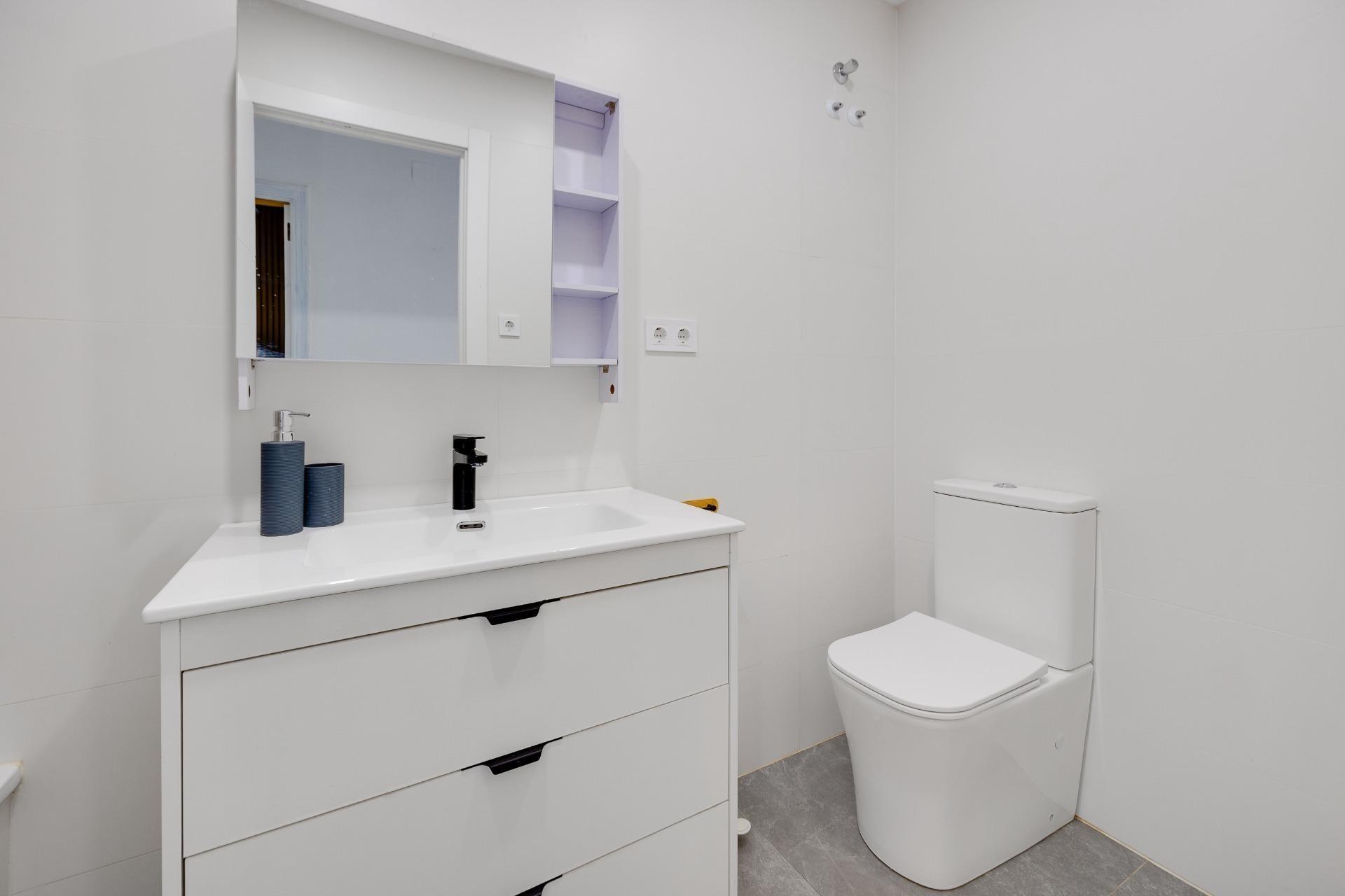 Apartamento 2 habitaciones 67m² en venta - Estacion de autob - foto 11