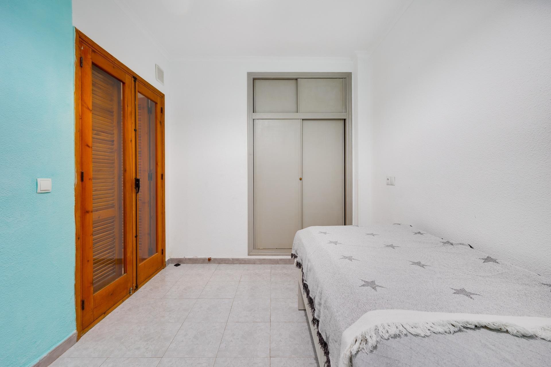 Apartamento 2 habitaciones 67m² en venta - Estacion de autob - foto 15