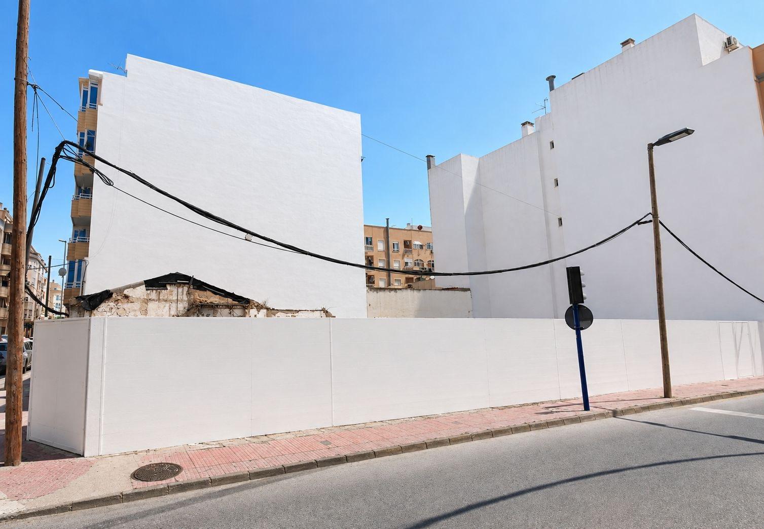 ️ SOLAR URBANO EN ESQUINA EN VENTA | TORREVIEJA (ALICANTE) - foto 2