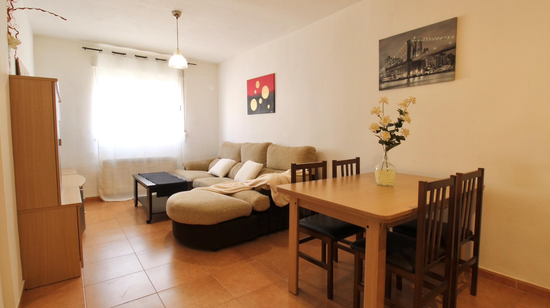 Piso de 3 dormitorios con garaje y terraza en Las Gabias por - foto 5