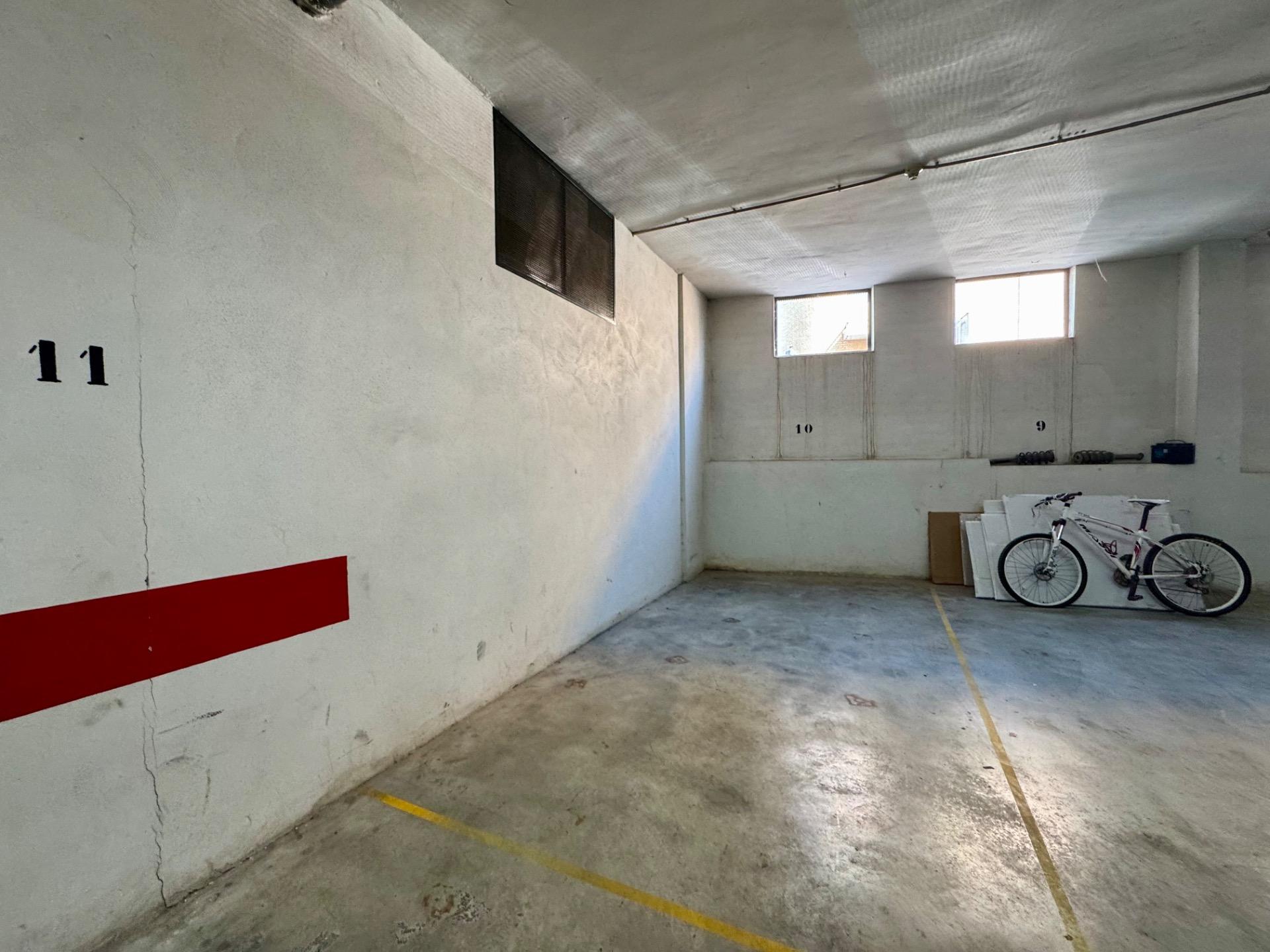 Piso de 3 dormitorios con garaje y terraza en Las Gabias por - foto 41
