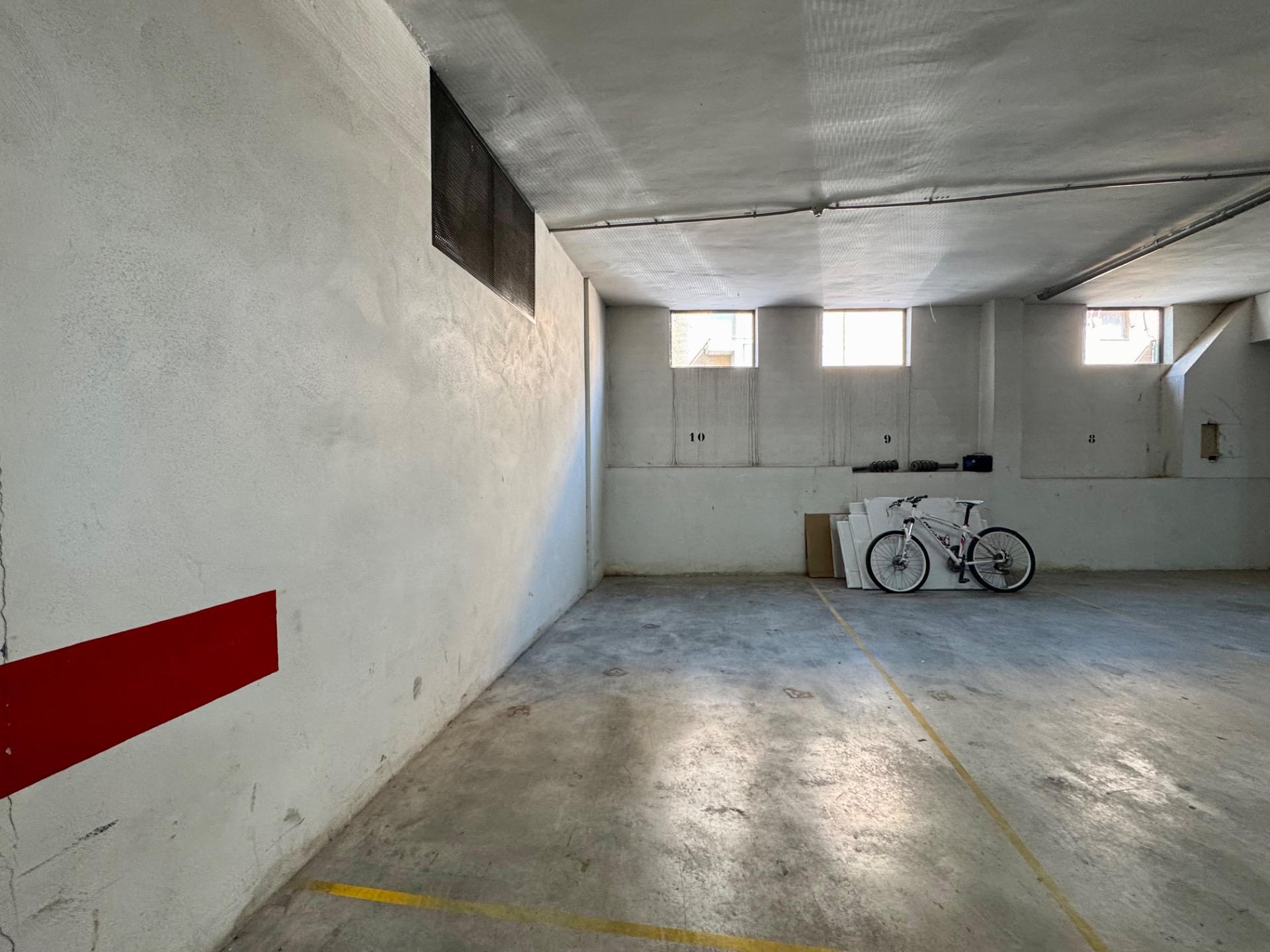 Piso de 3 dormitorios con garaje y terraza en Las Gabias por - foto 42