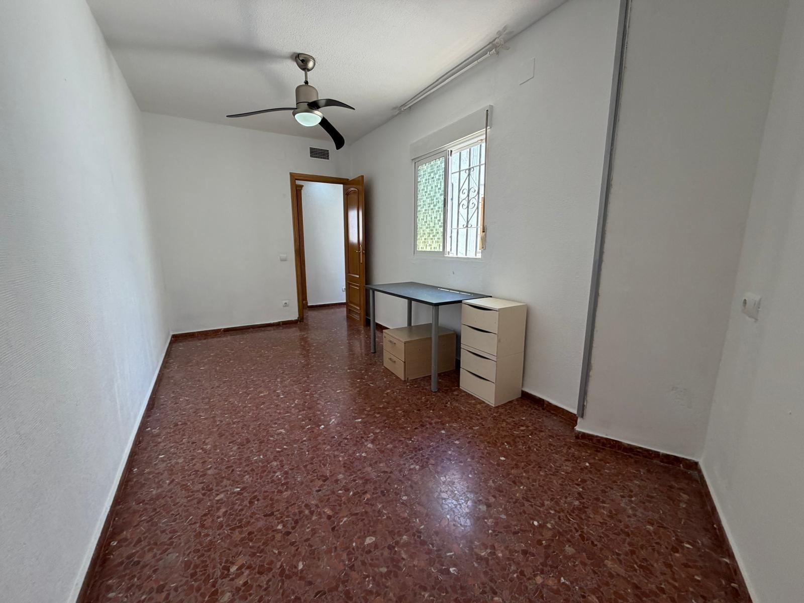AMPLIO PISO EN ALQUILER EN PLAZA SAN RAFAEL , CÒRDOBA - foto 18