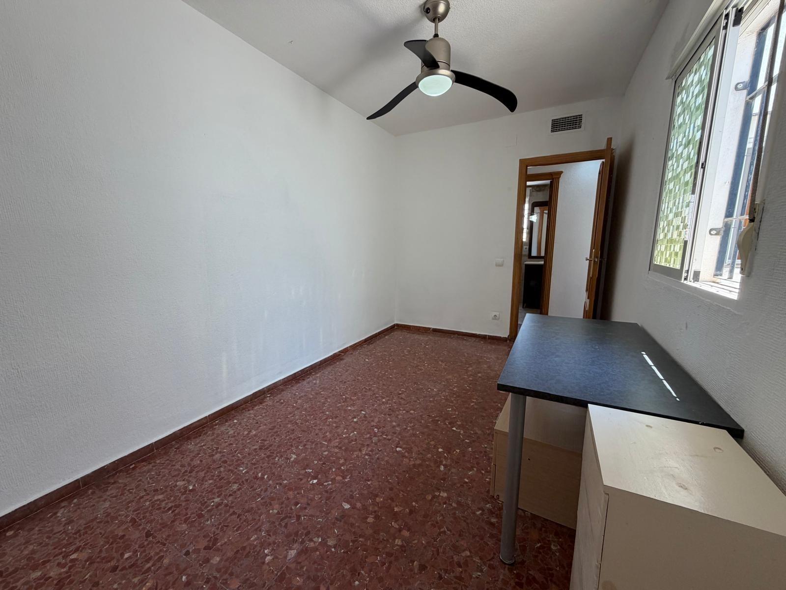 AMPLIO PISO EN ALQUILER EN PLAZA SAN RAFAEL , CÒRDOBA - foto 19