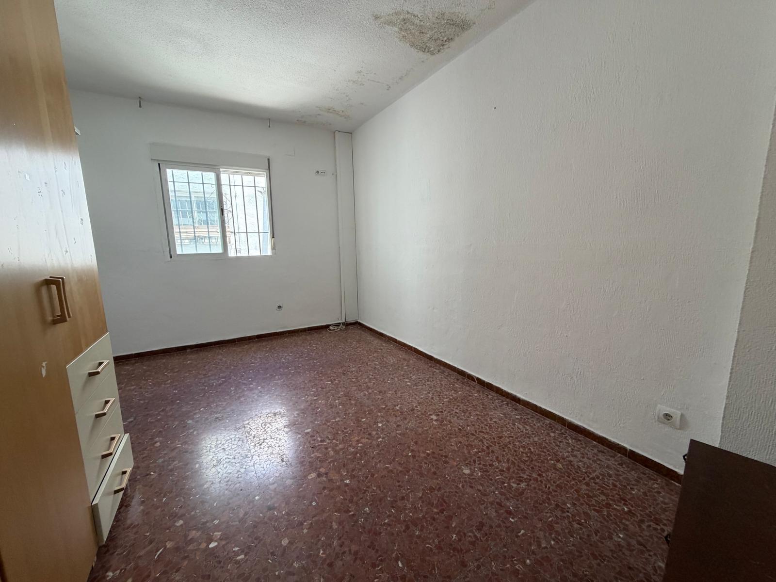AMPLIO PISO EN ALQUILER EN PLAZA SAN RAFAEL , CÒRDOBA - foto 21