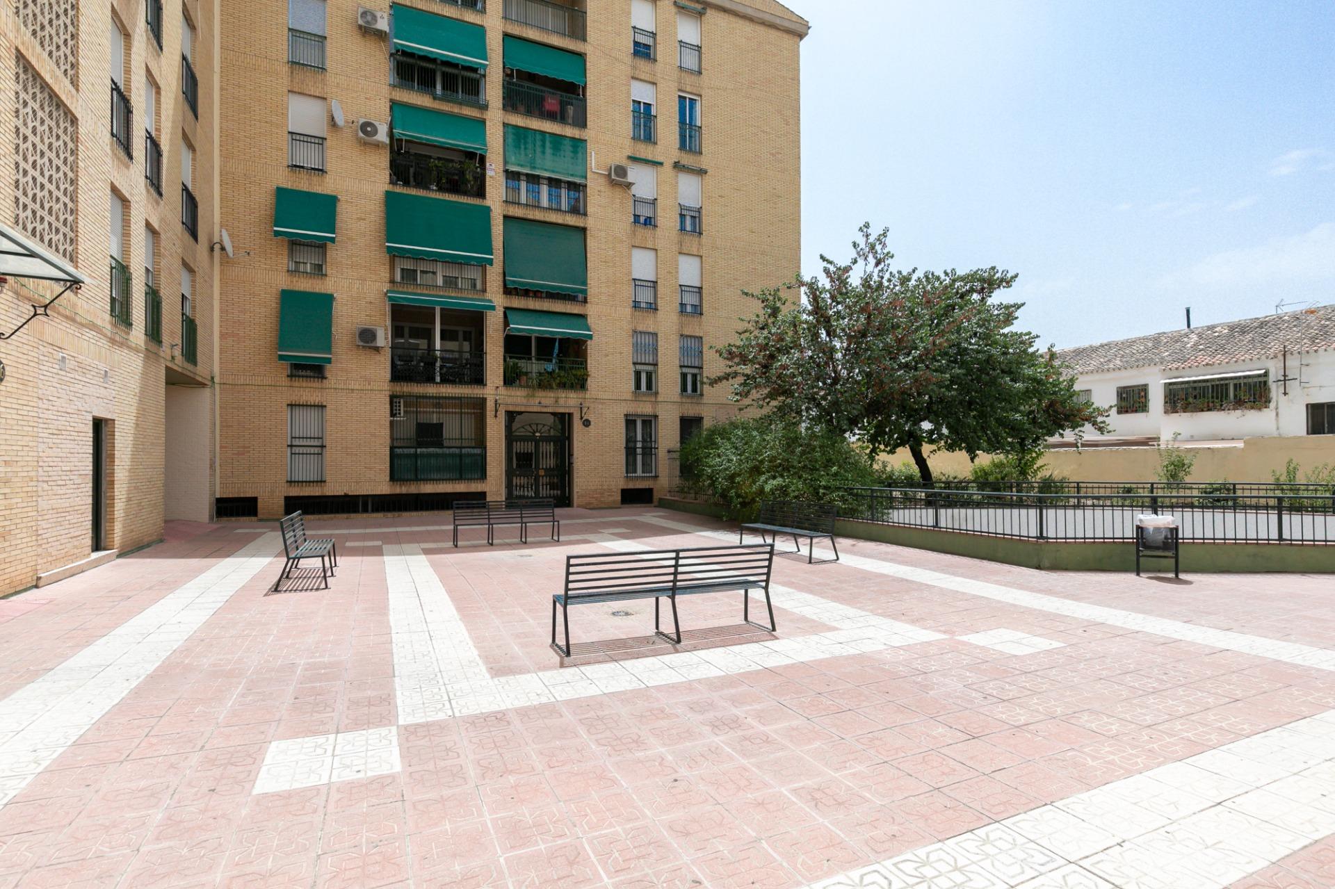 PISO en esquina CIRCUNVALACIÓN LA ENCINA - Frente PARQUE - foto 18