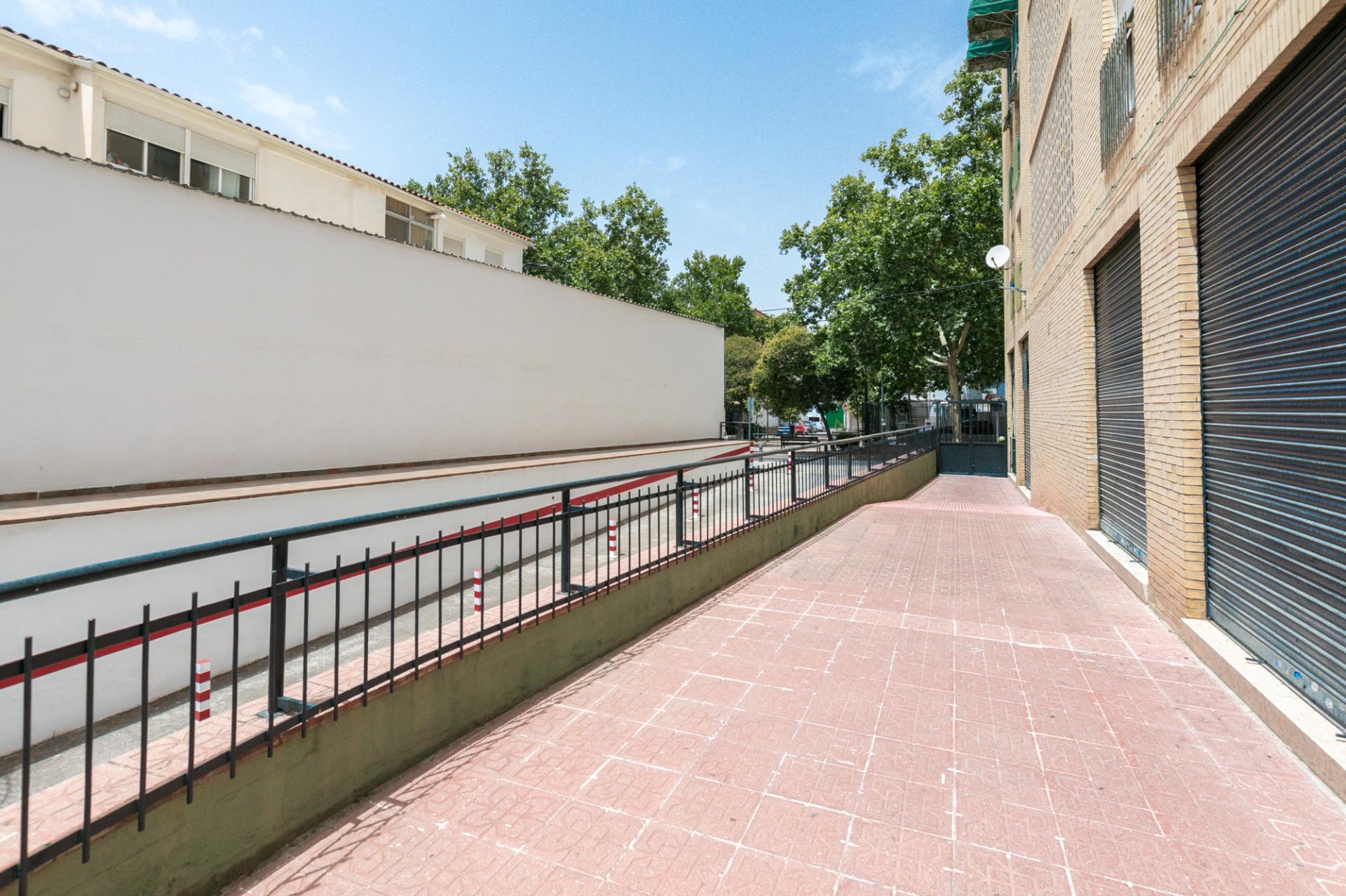 PISO en esquina CIRCUNVALACIÓN LA ENCINA - Frente PARQUE - foto 20