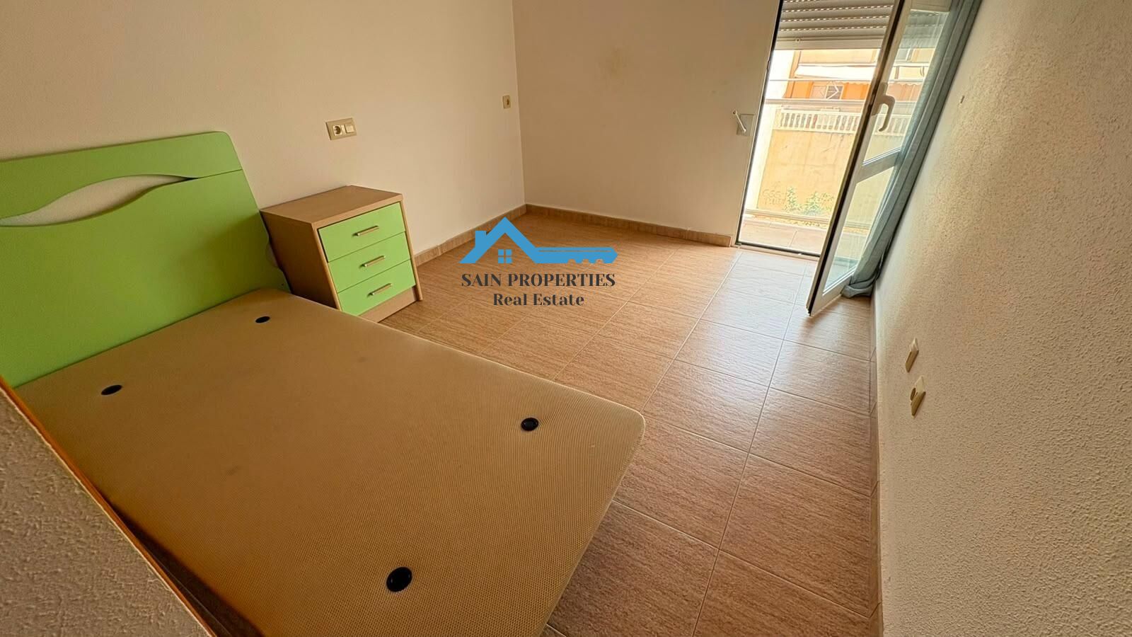 Amplio adosado con piscina comunitaria en el corazón de La N - foto 24