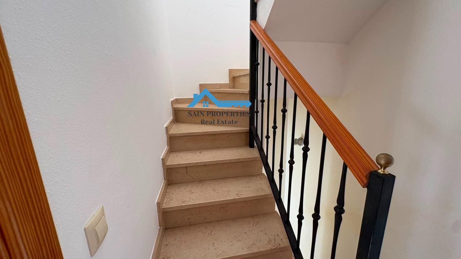 Amplio adosado con piscina comunitaria en el corazón de La N - foto 30
