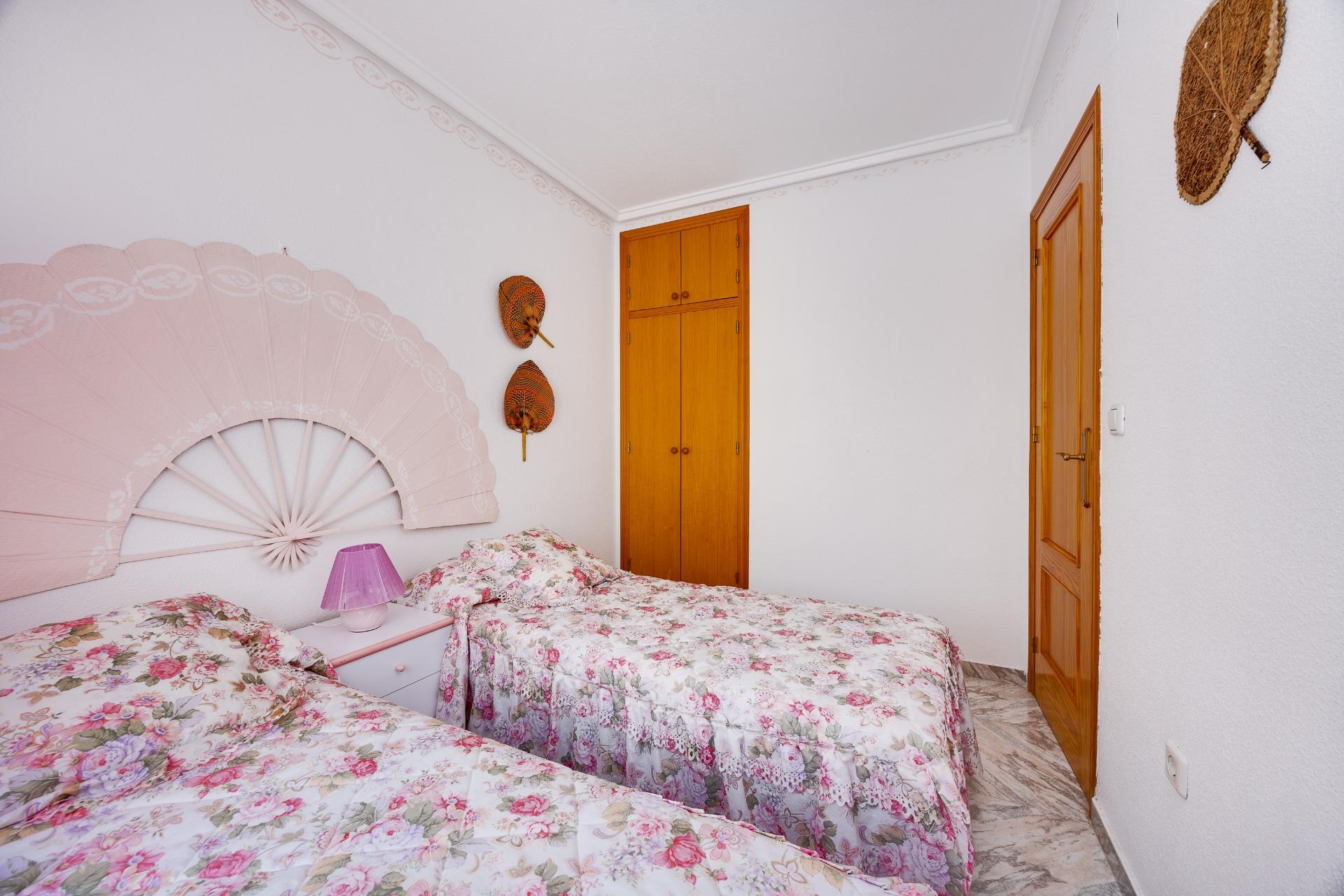 Apartamento con vistas al mar a solo 100 metros de la playa  - foto 20