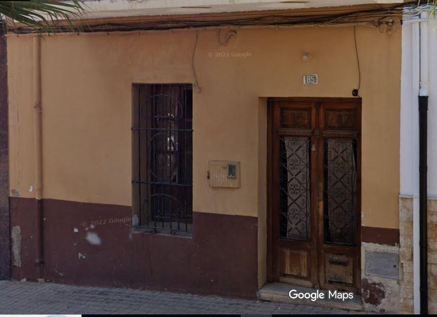 SE VENDE inmueble ALQUILADO en Almenara