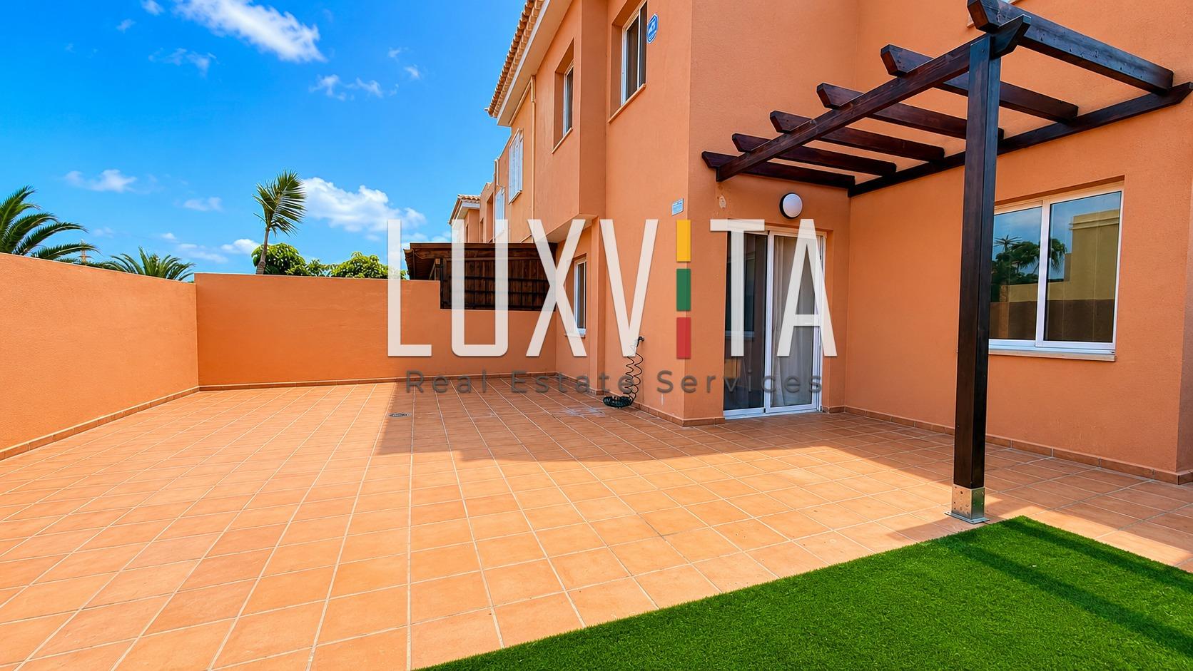 Exclusivo Adosado Reformado en Palm Mar, Arona - €650,000 - foto 2