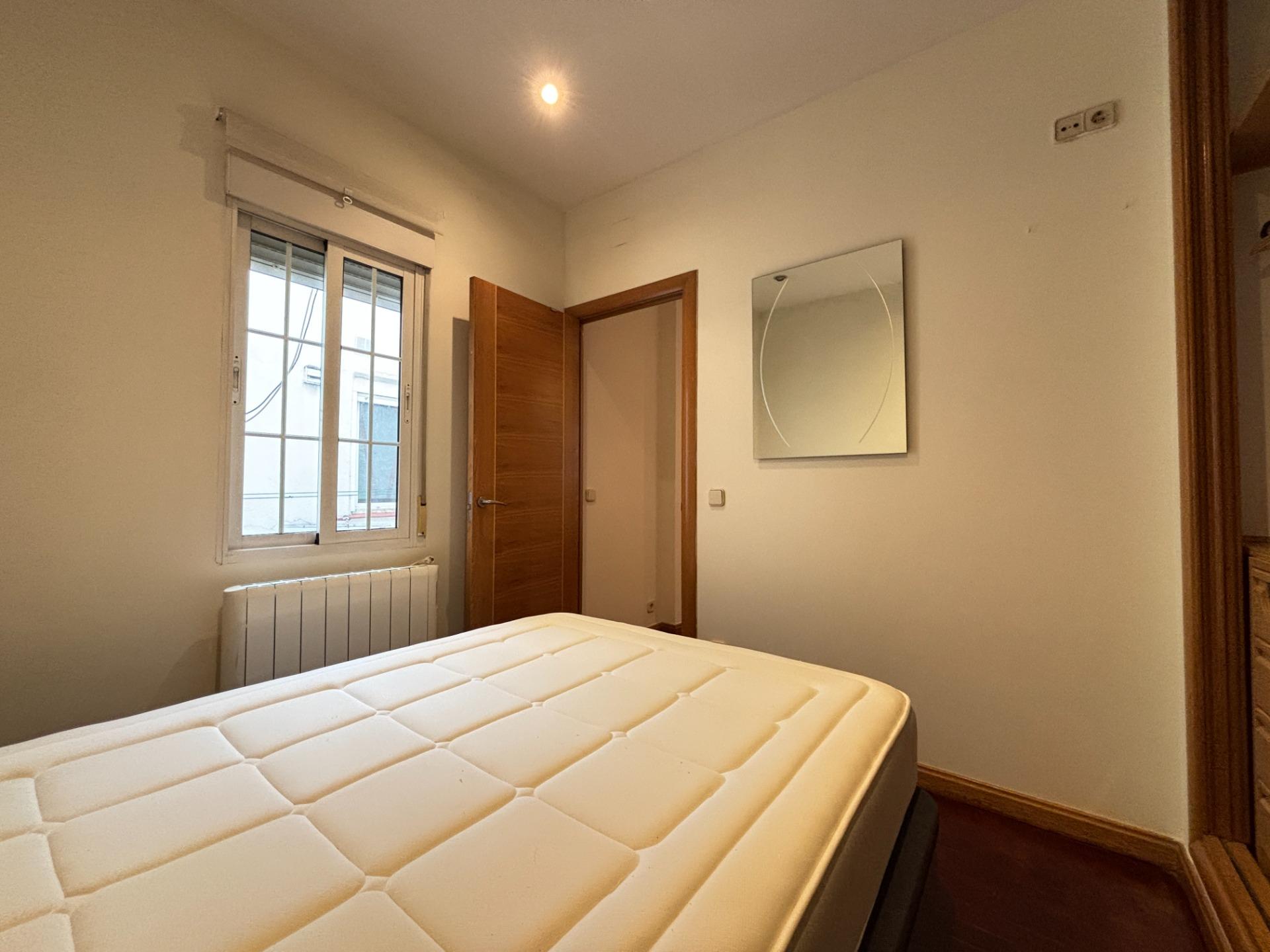 Piso en alquiler de 1 habitación en calle Fernández de los R - foto 11