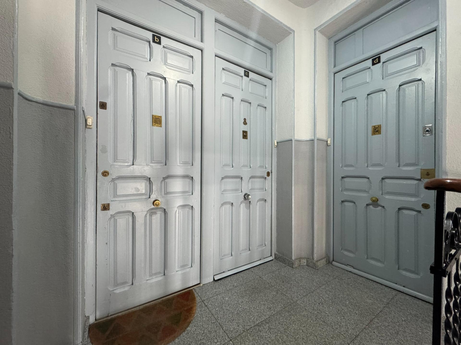 Piso en alquiler de 1 habitación en calle Fernández de los R - foto 16