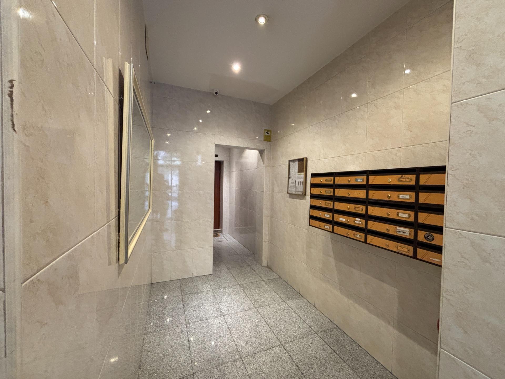Piso en alquiler de 1 habitación en calle Fernández de los R - foto 18