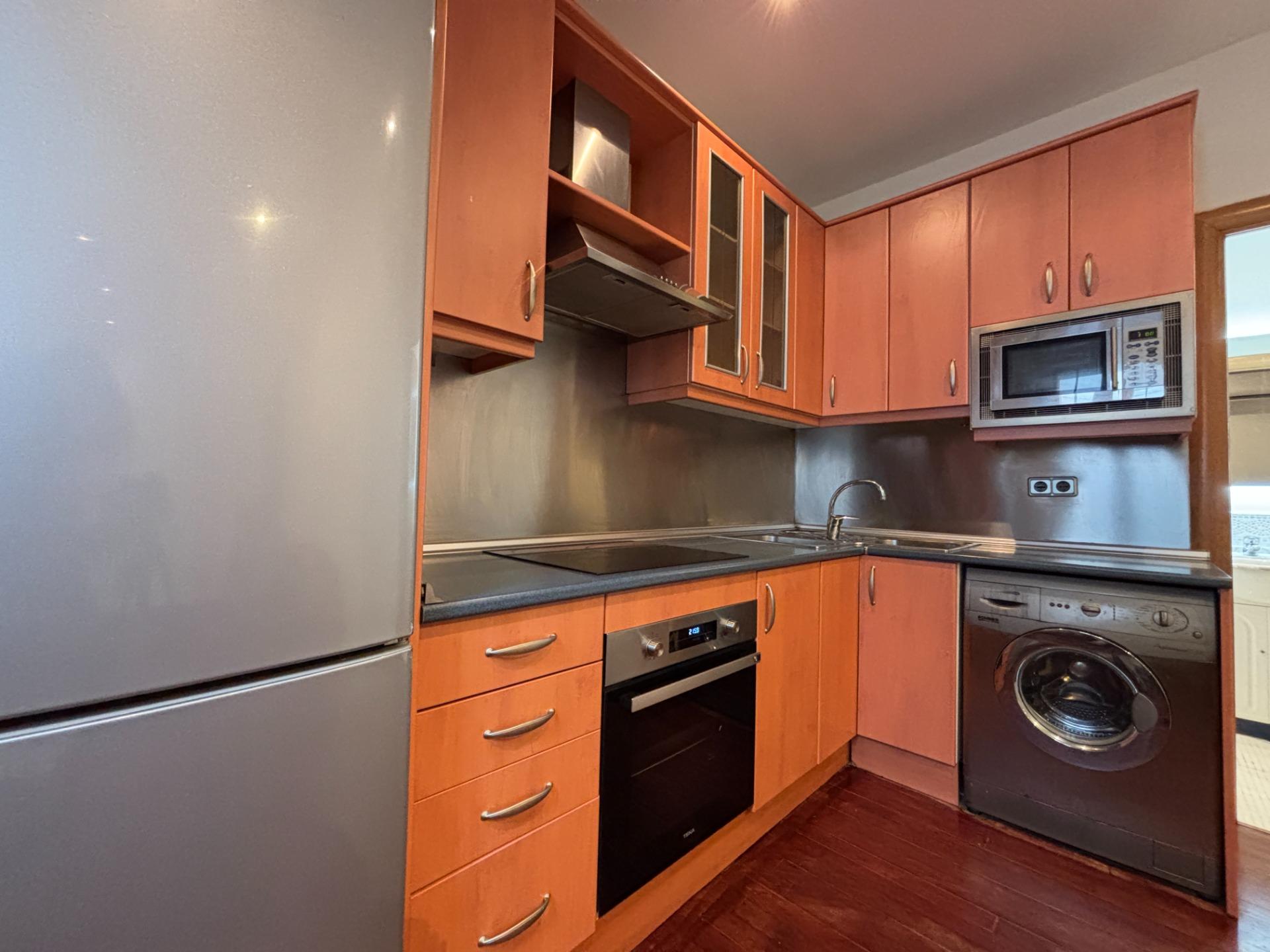 Piso en alquiler de 1 habitación en calle Fernández de los R - foto 6