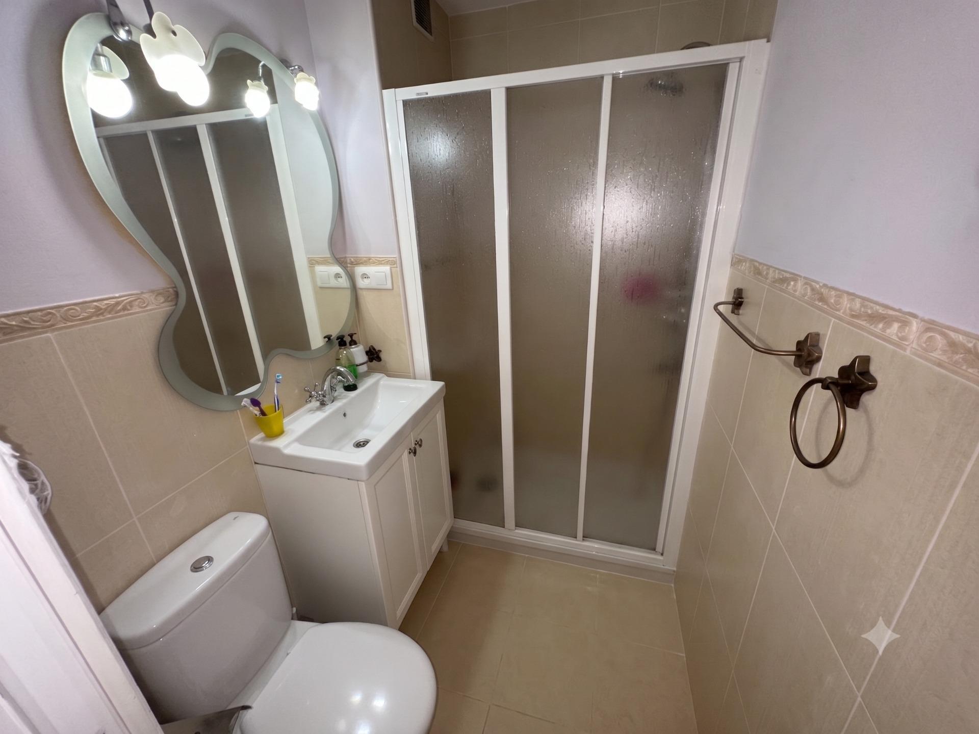 ¡Oportunidad Única en La Mata! Ático de 1 dormitorio a 350 m - foto 8