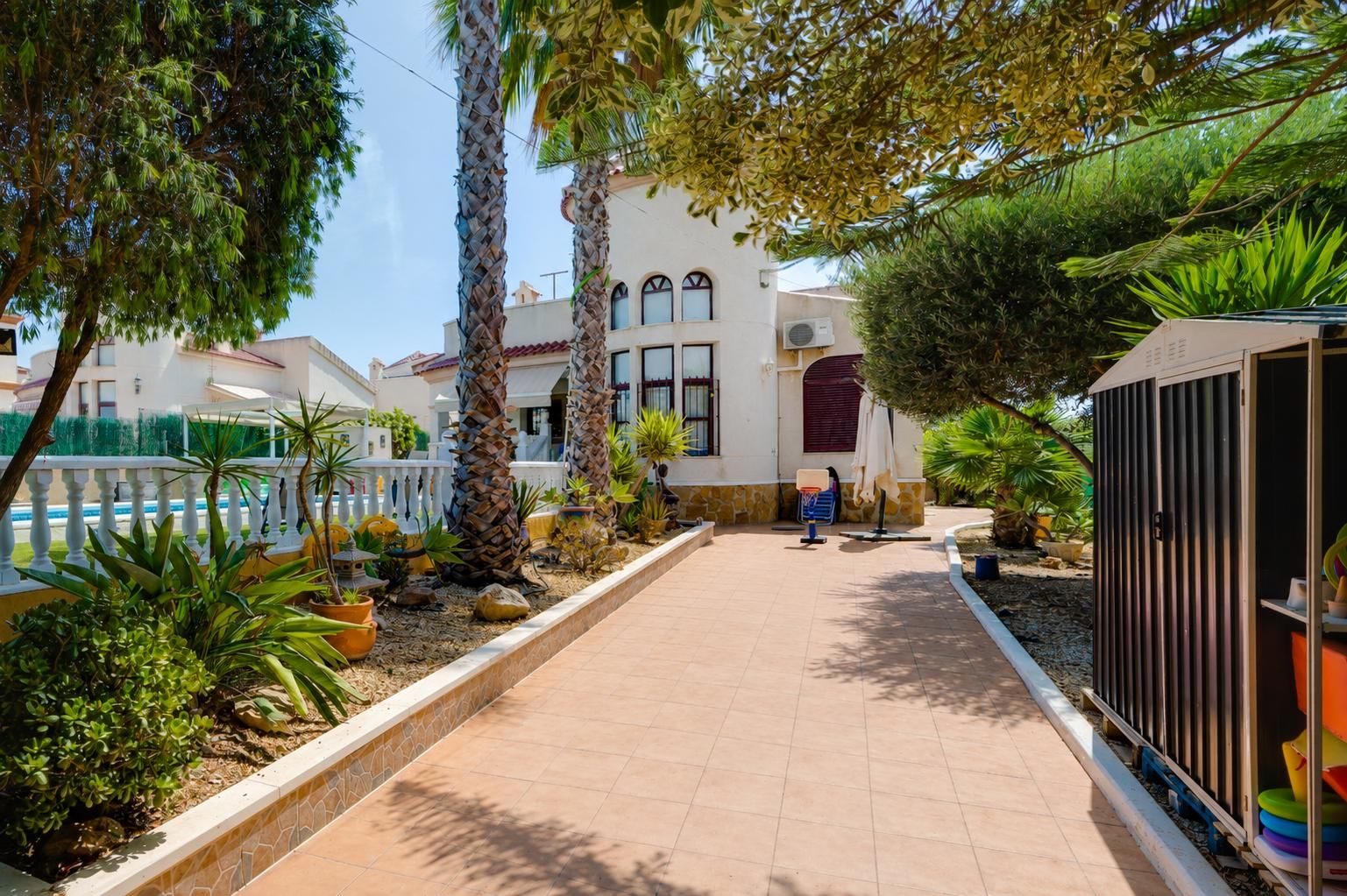 Villa 3 habitaciones 150m² en venta - La marina - foto 2