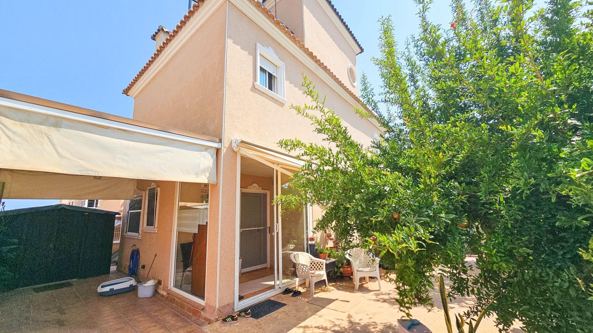 Villa 3 habitaciones 156m² en venta - La Zenia