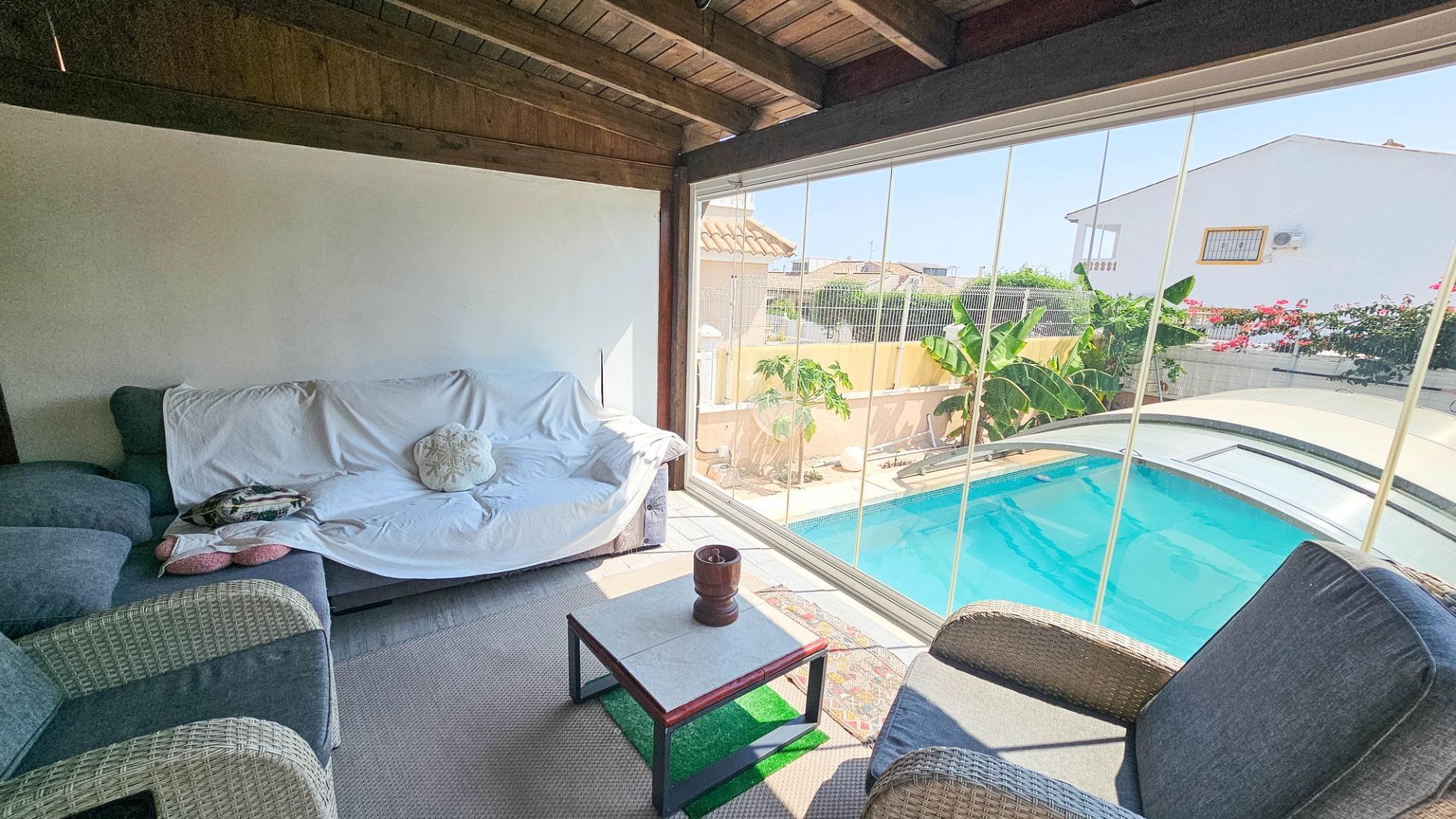 Villa 3 habitaciones 156m² en venta - La Zenia - foto 2