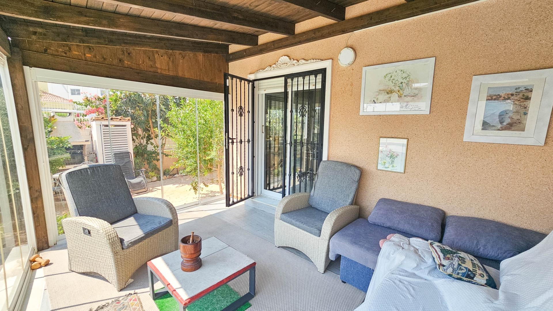 Villa 3 habitaciones 156m² en venta - La Zenia - foto 5