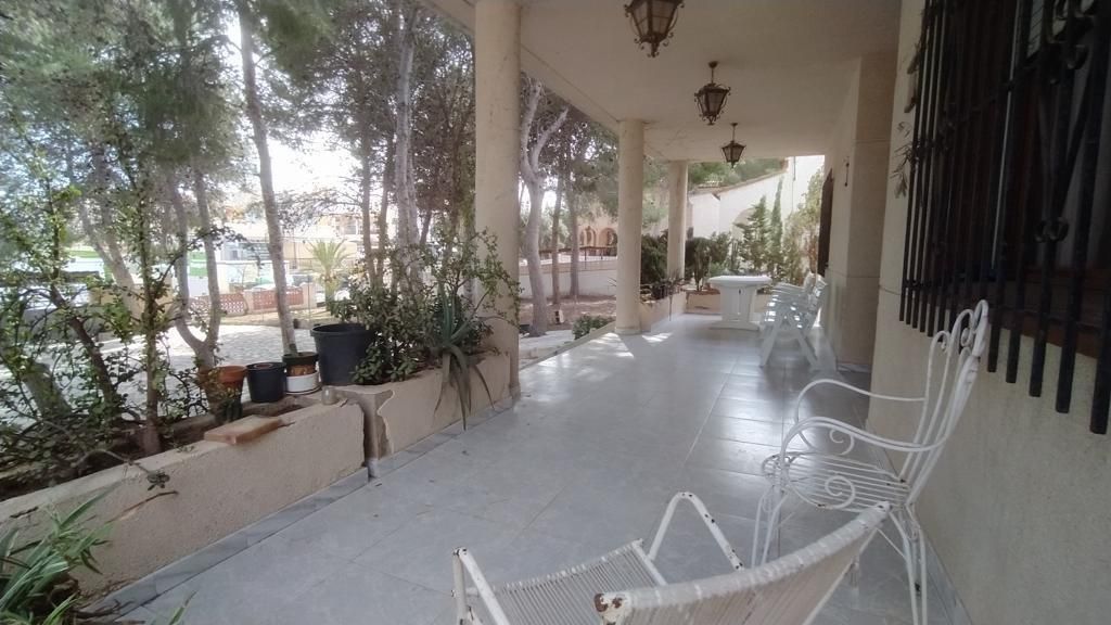 Villa 6 habitaciones 268m² en venta - La siesta - foto 3